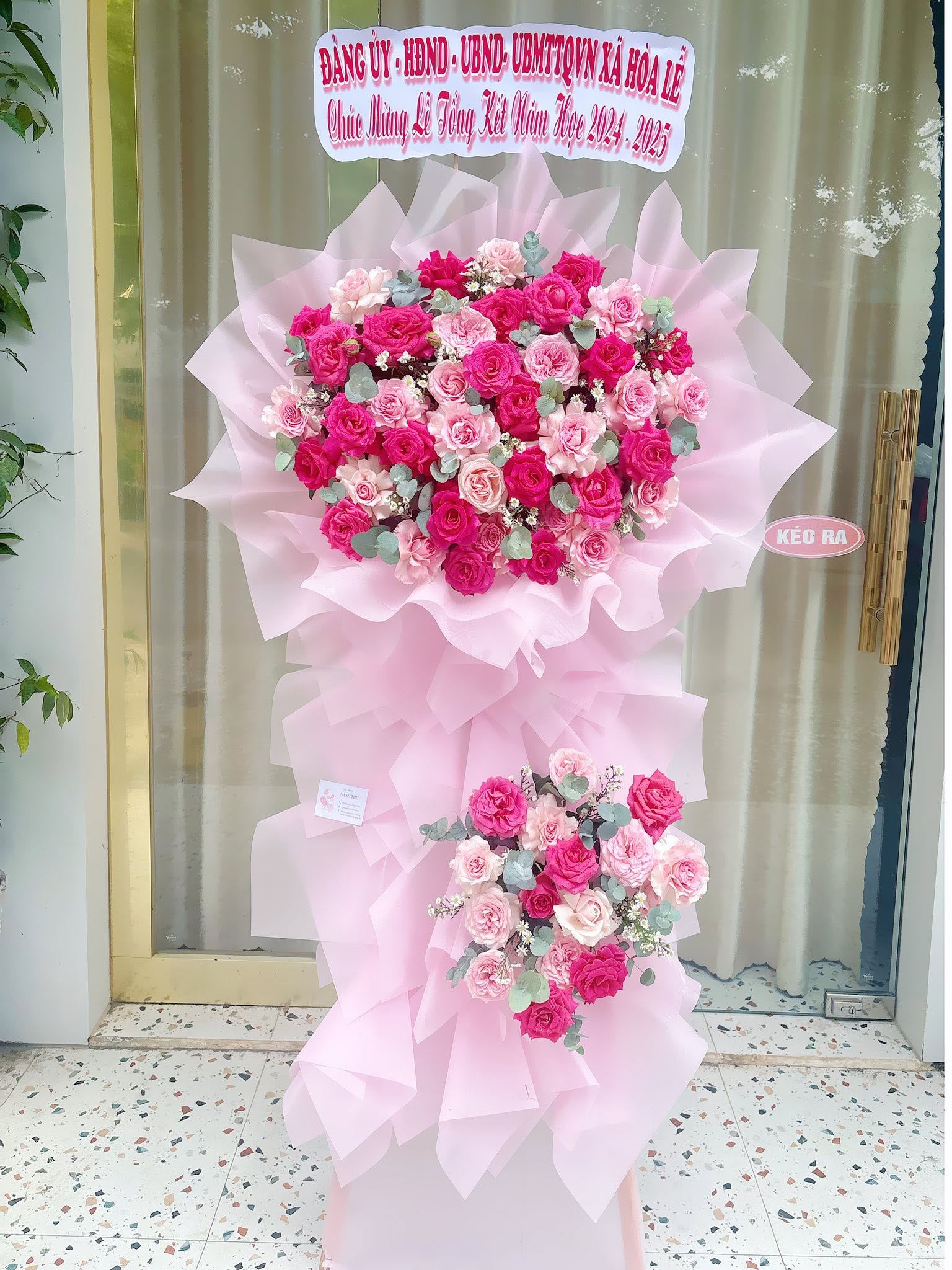 Hoa cài áo chú rể